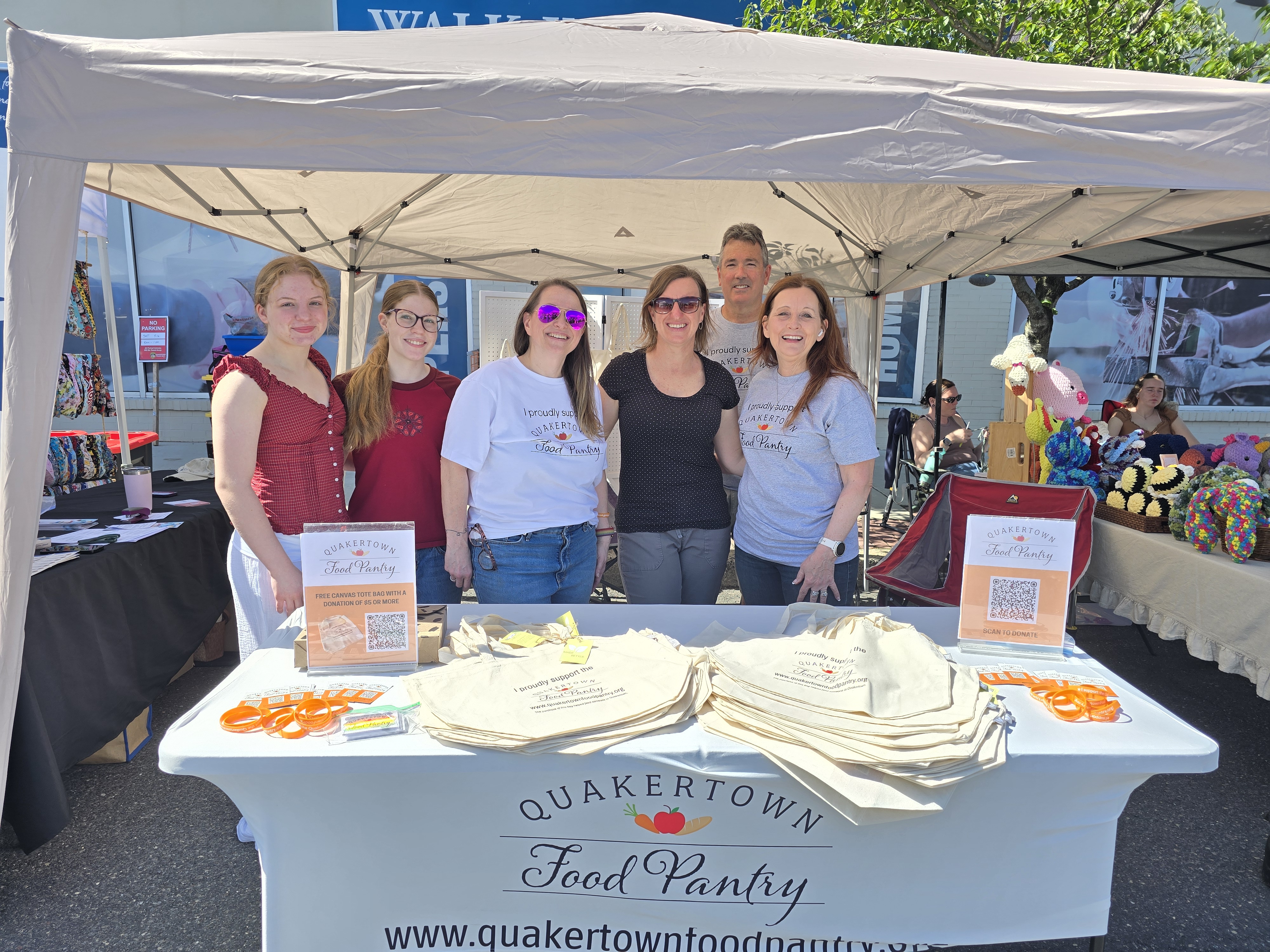QFP Volunteers at the Quakertown Arts Alive!